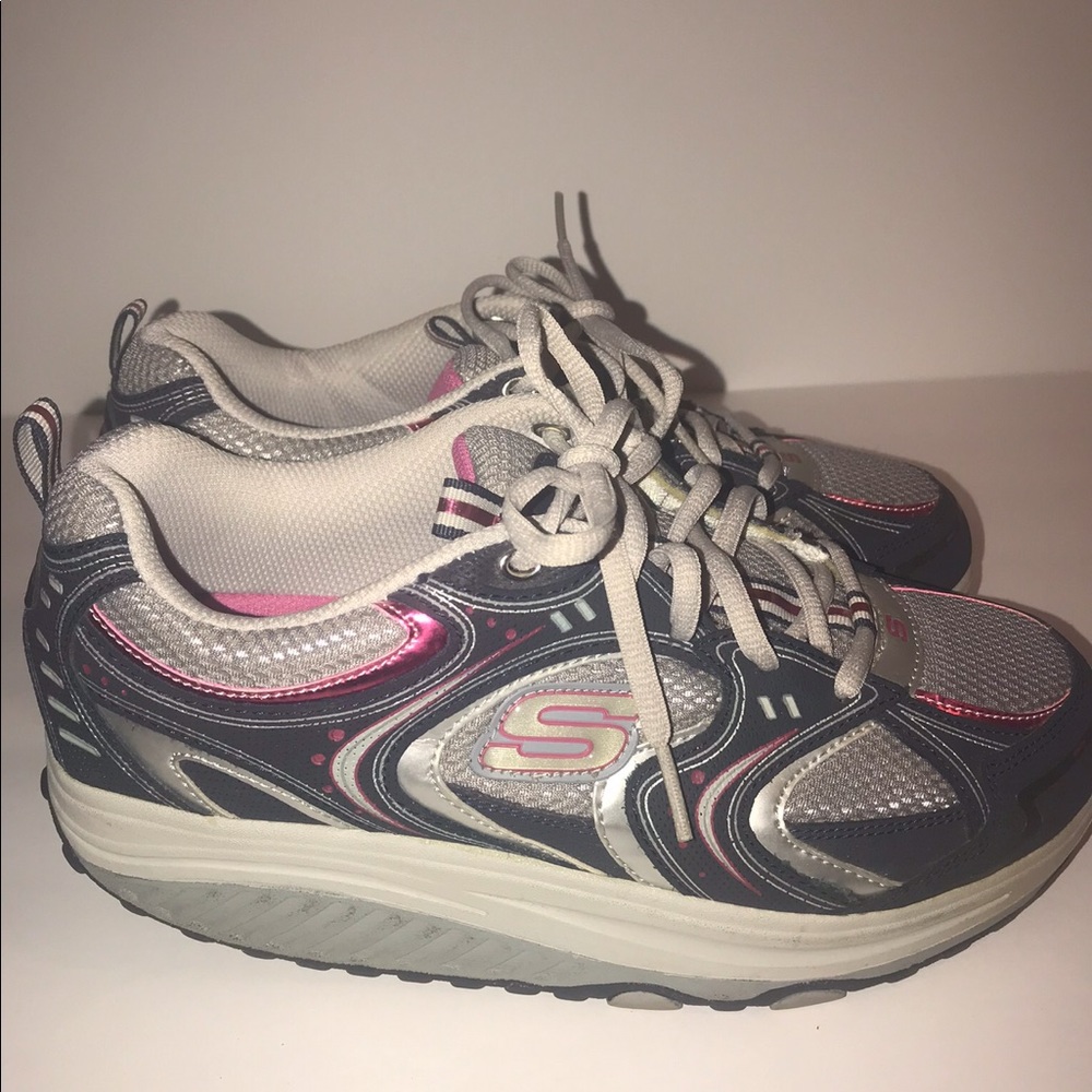 Women Skechers Shape Ups Size 8  PInk White Gray